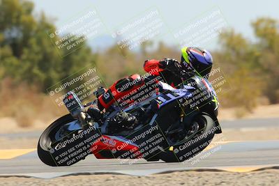 media/Apr-09-2023-SoCal Trackdays (Sun) [[333f347954]]/Turn 7 (1135am)/